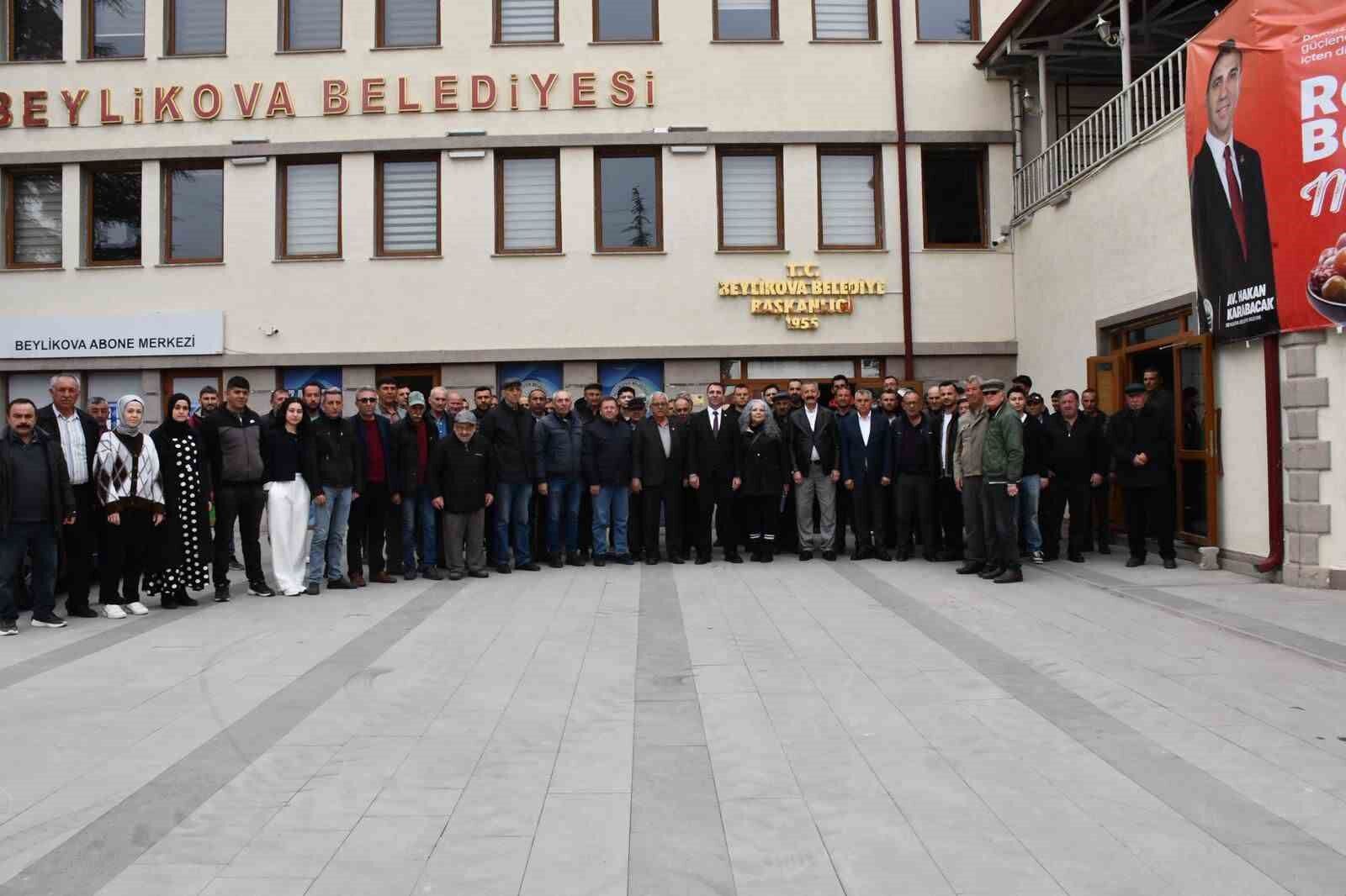 Beylikova’da Bayram Sevinci Aynı Çatı Altında Paylaşıldı