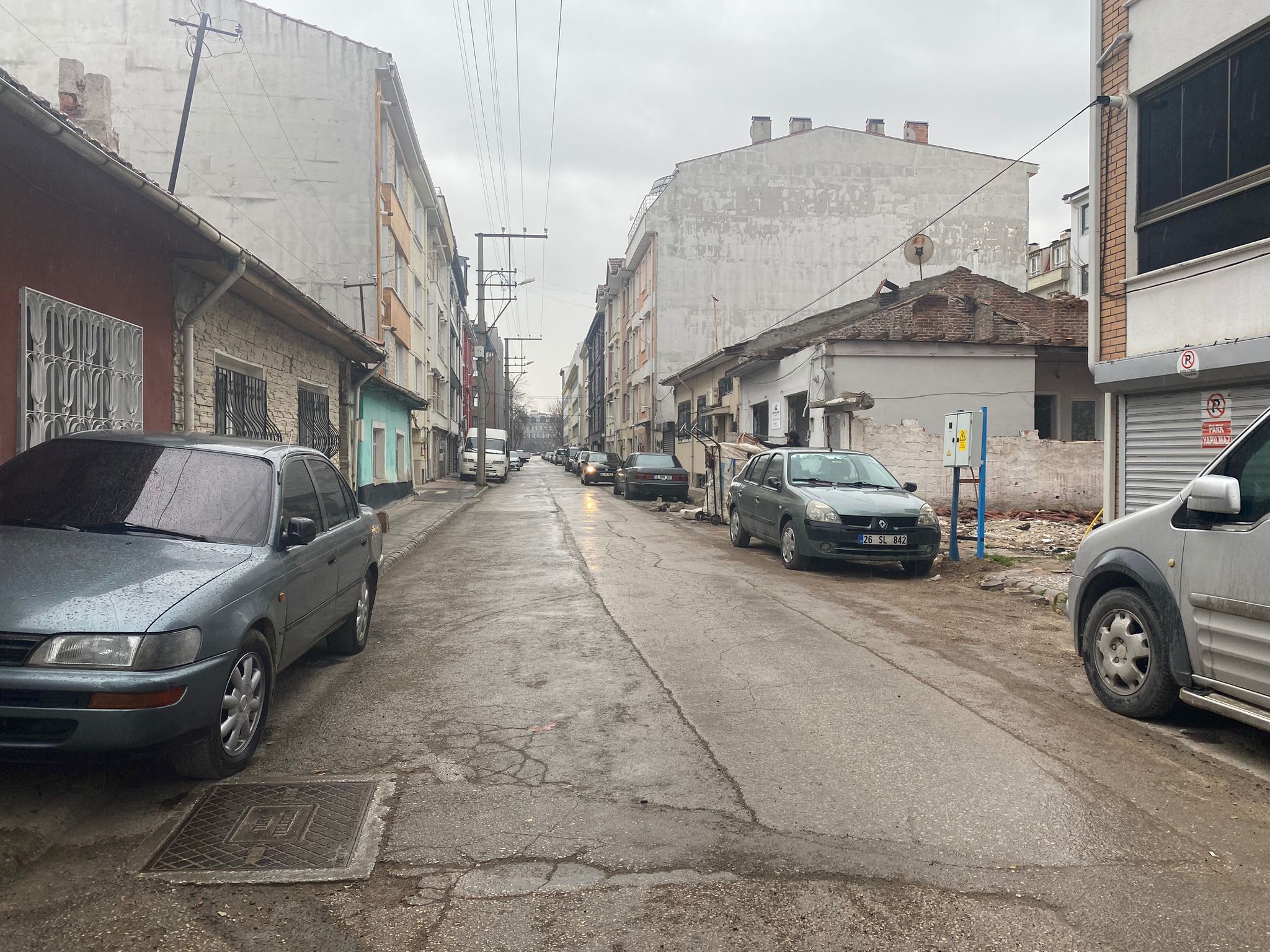 Bu Yollardan Geçmek Cesaret İstiyor! Sütlüce Alarm Veriyor (3)