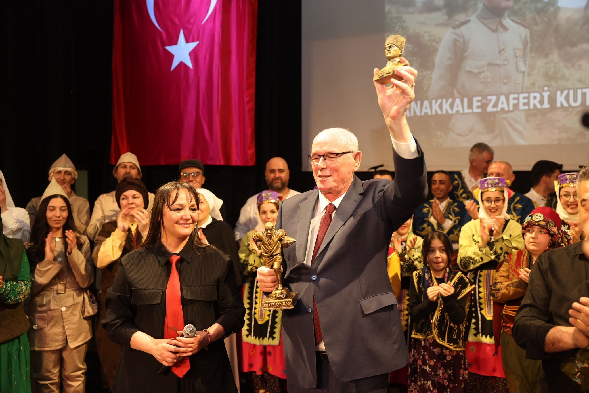 Çanakkale Şehitleri Sahne Performanslarıyla Anıldı (5)