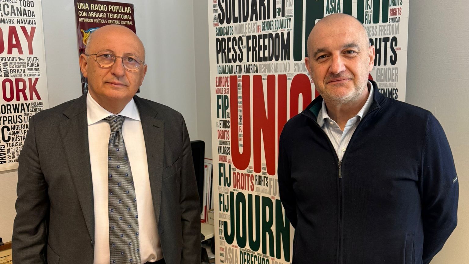 Chp'li Çakırözer Brüksel'de Temaslarda Bulundu