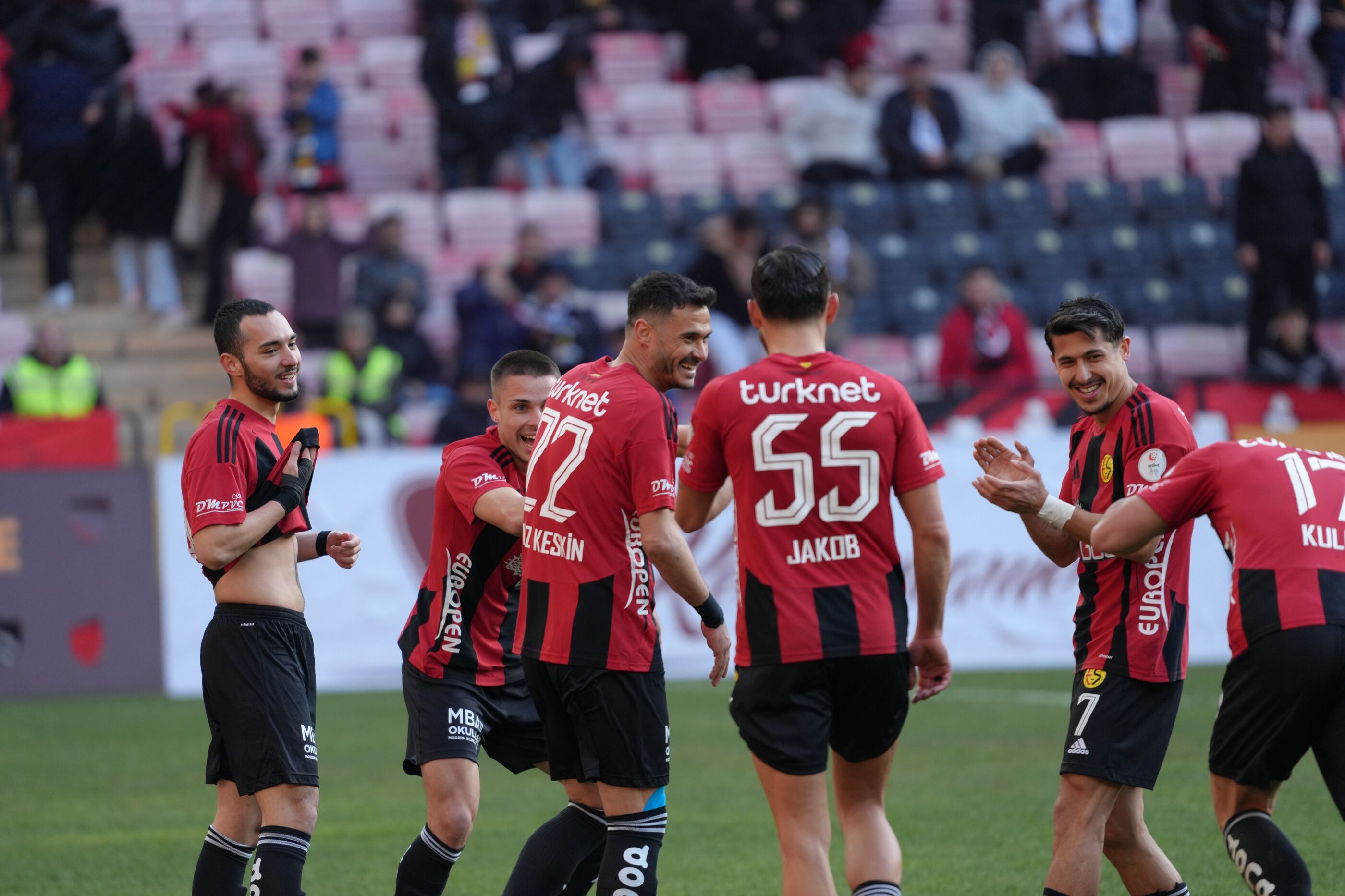 Es Es’in Dirilişi2