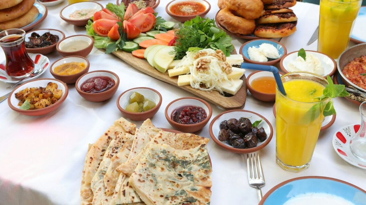 Eskisehirde Ailece Gidilecek En Iyi 5 Kahvalti Mekani 2026 Fiyatlari (3)