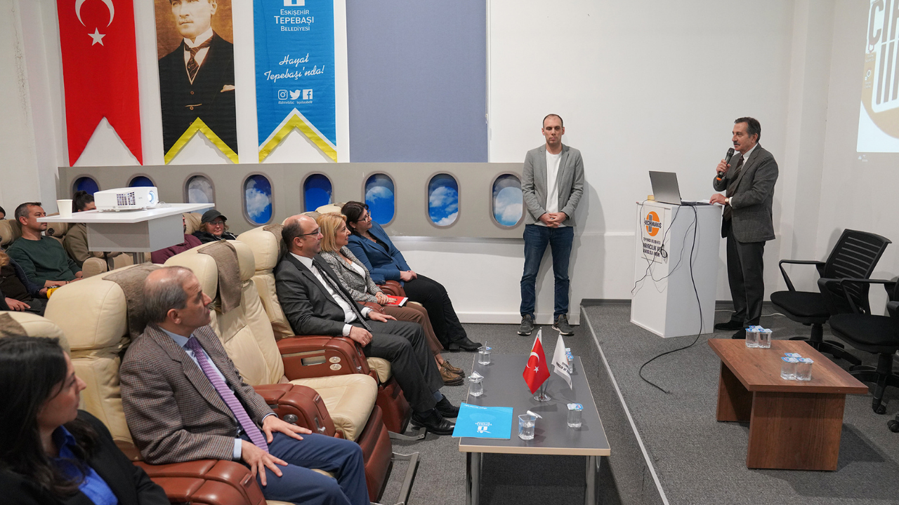 Eskişehir'de, Dünya Su Günü İçin Panel Yapıldı (1)