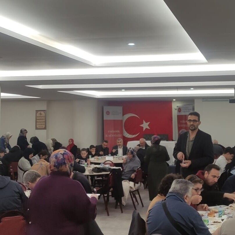 Eskişehir’de Engelli Bireylere Anlamlı Iftar.-1