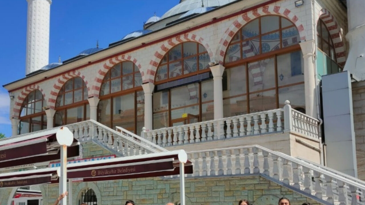 Eskisehirde Kadir Gecesi Nerede Ibadet Edilir 5 Huzurlu Cami (3)