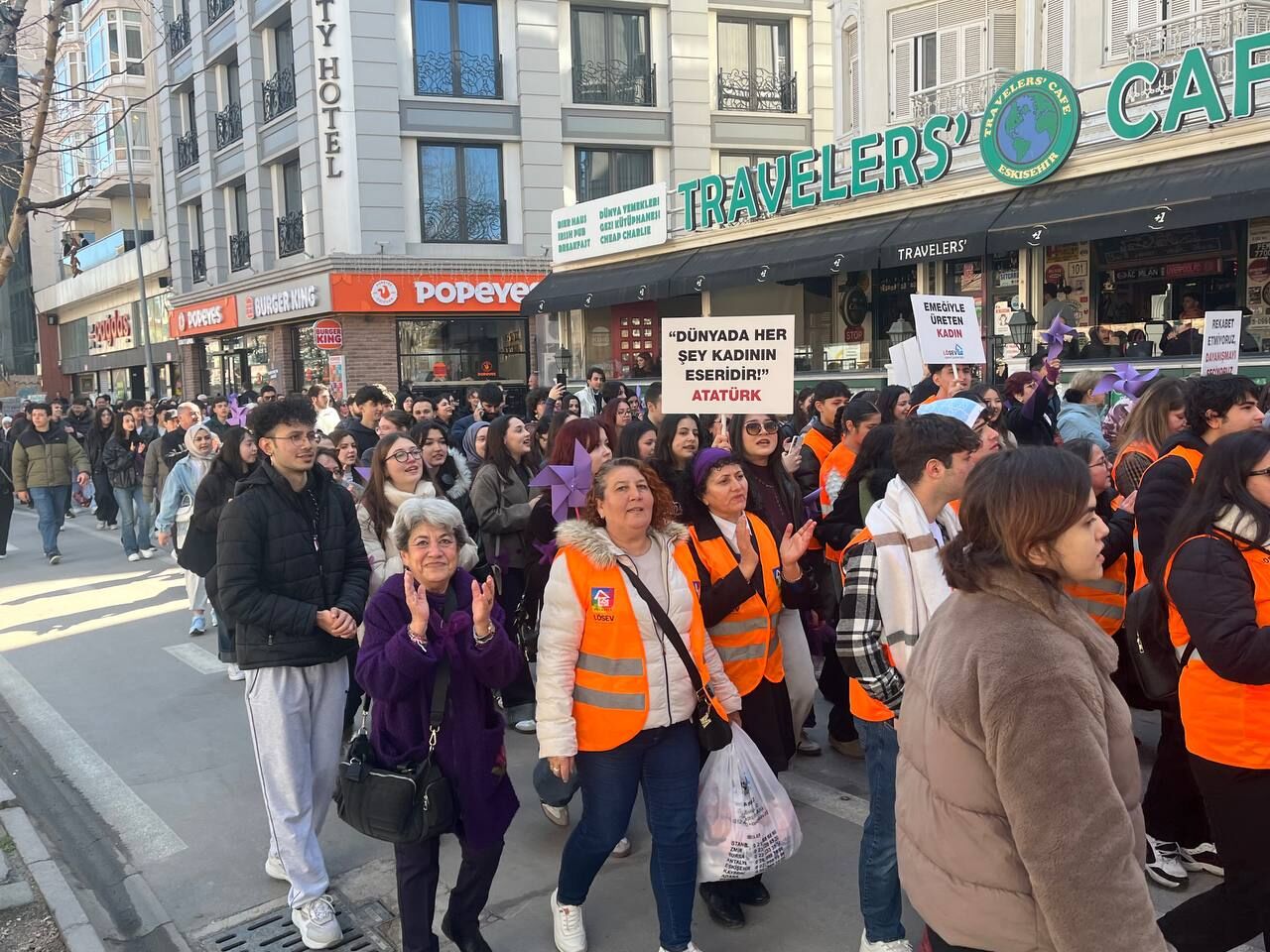 Eskişehir’de Lösev 8 Mart İçin Yürüdü (2)