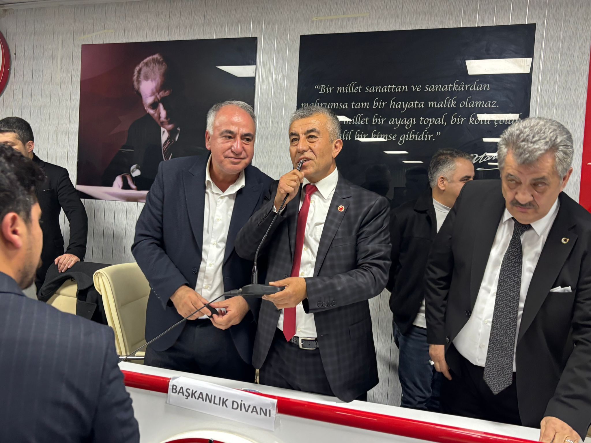 Eskişehir'de Minibüsçüler Yeni Başkanını Seçti (2)