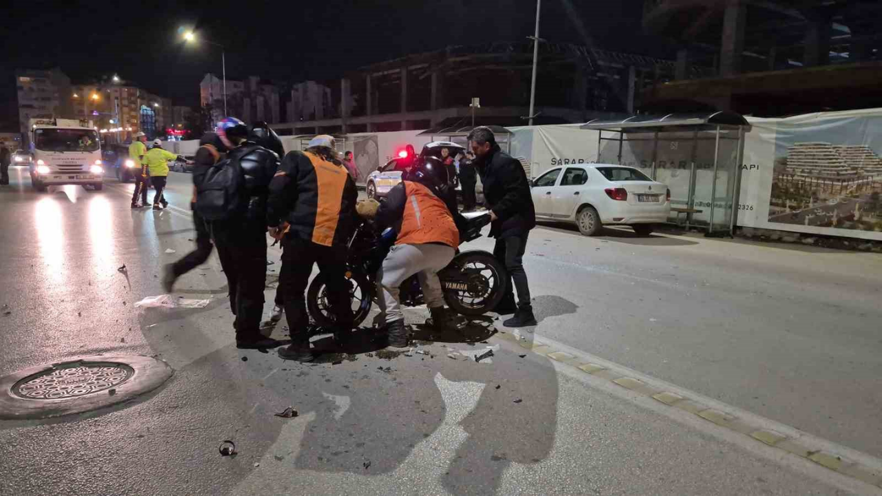 Eskişehir’de Motosiklet Kazası 2 Yaralı (1)