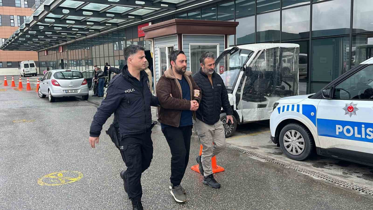 Eskişehir’de Otobüs Durağında Yasaklı Madde Operasyonu