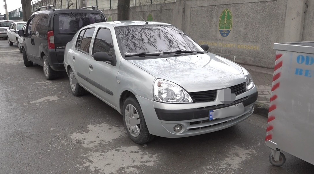 Eskişehir'de Park Yerini Unuttu, Otomobilini Kayboldu Sandı