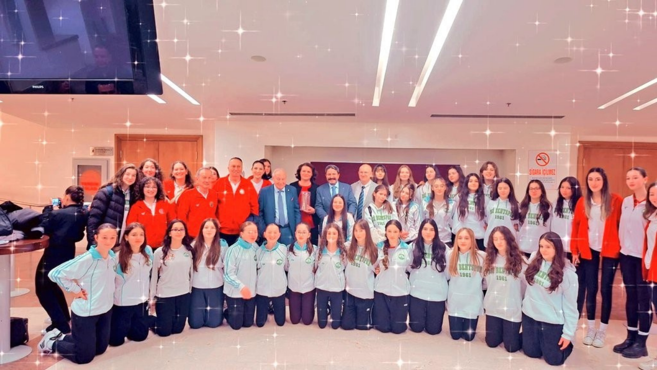 Eskişehir'de Şehri Temsil Eden Sporculara Ödül Verildi (2)