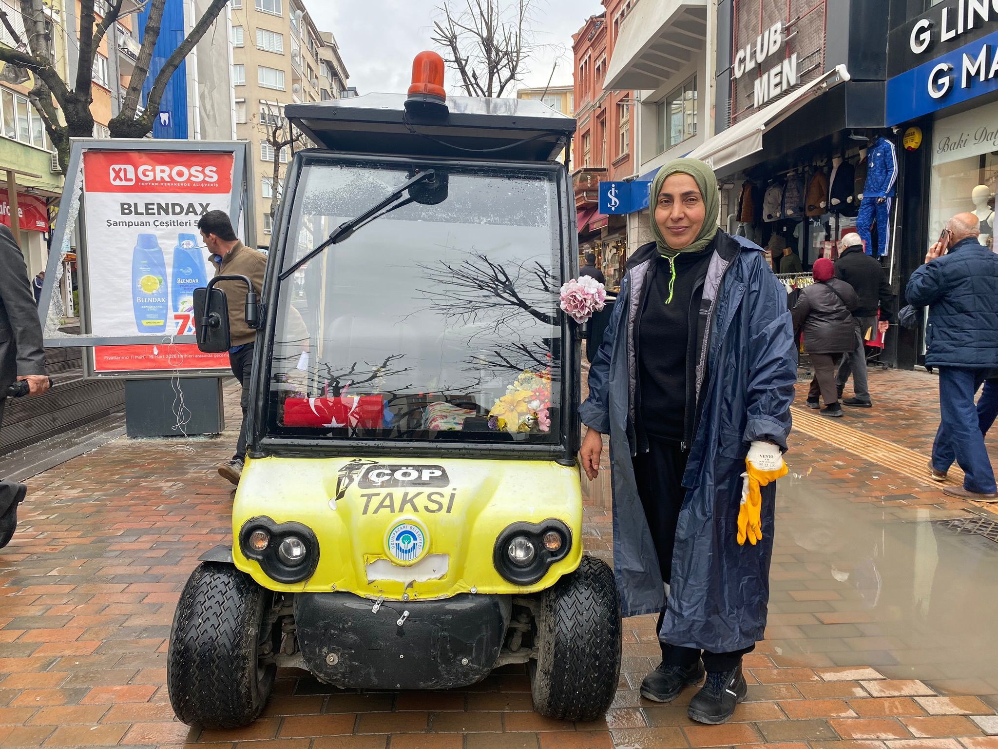 Eskişehir'de Sokaklar Kadın Emeği İle Temizleniyor (2)