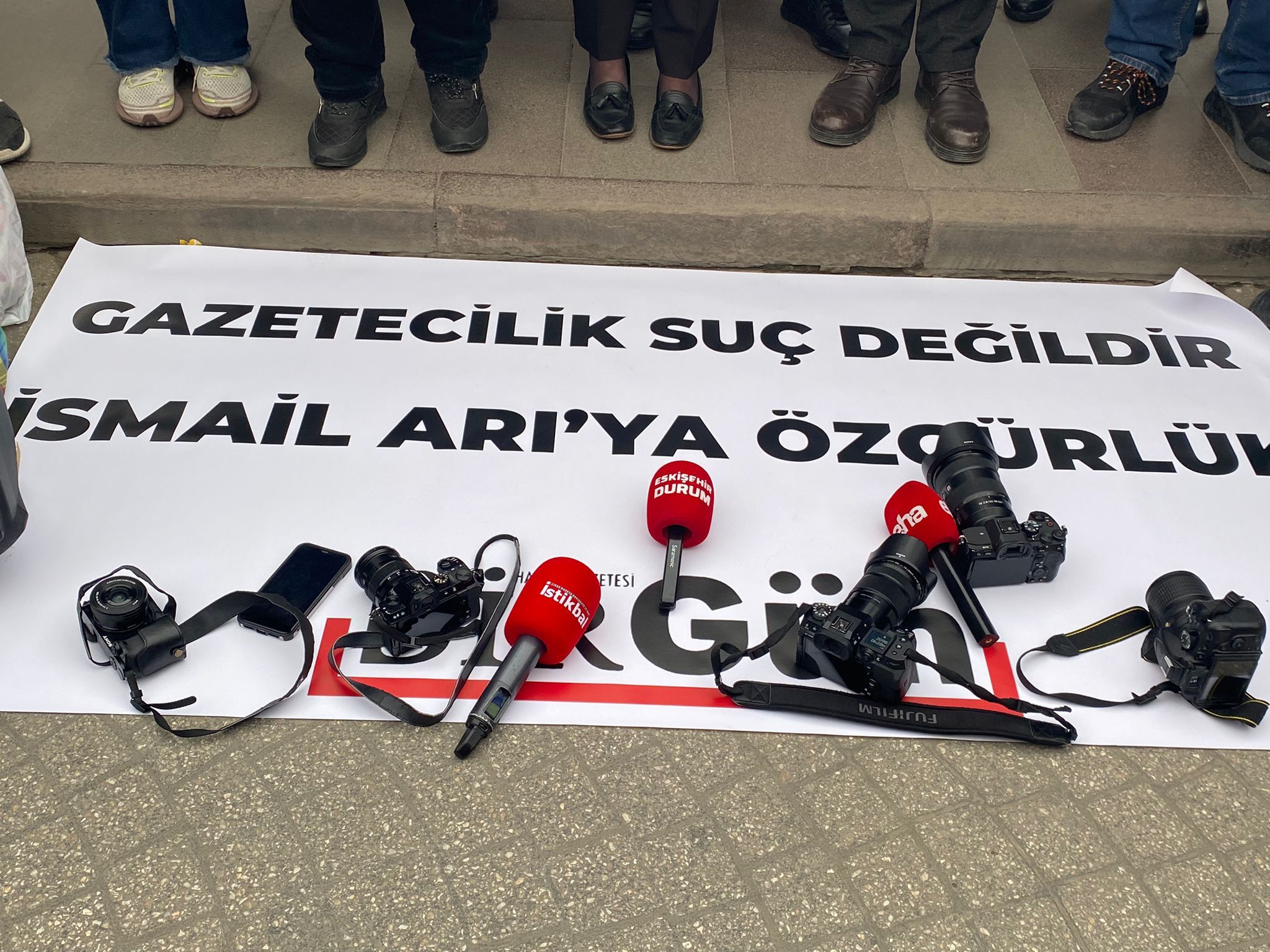 Eskişehir’den Gazeteci İsmail Arı’ya Destek (3)