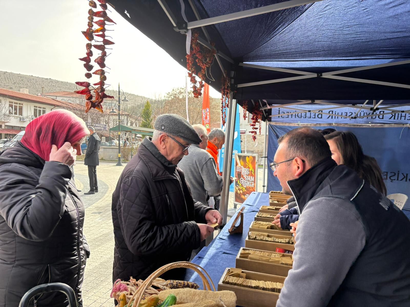 Eski̇şehi̇r’i̇n Yerel Tohumlari Türki̇ye’ni̇n Dört Bi̇r Yanina Ulaşiyor (3)