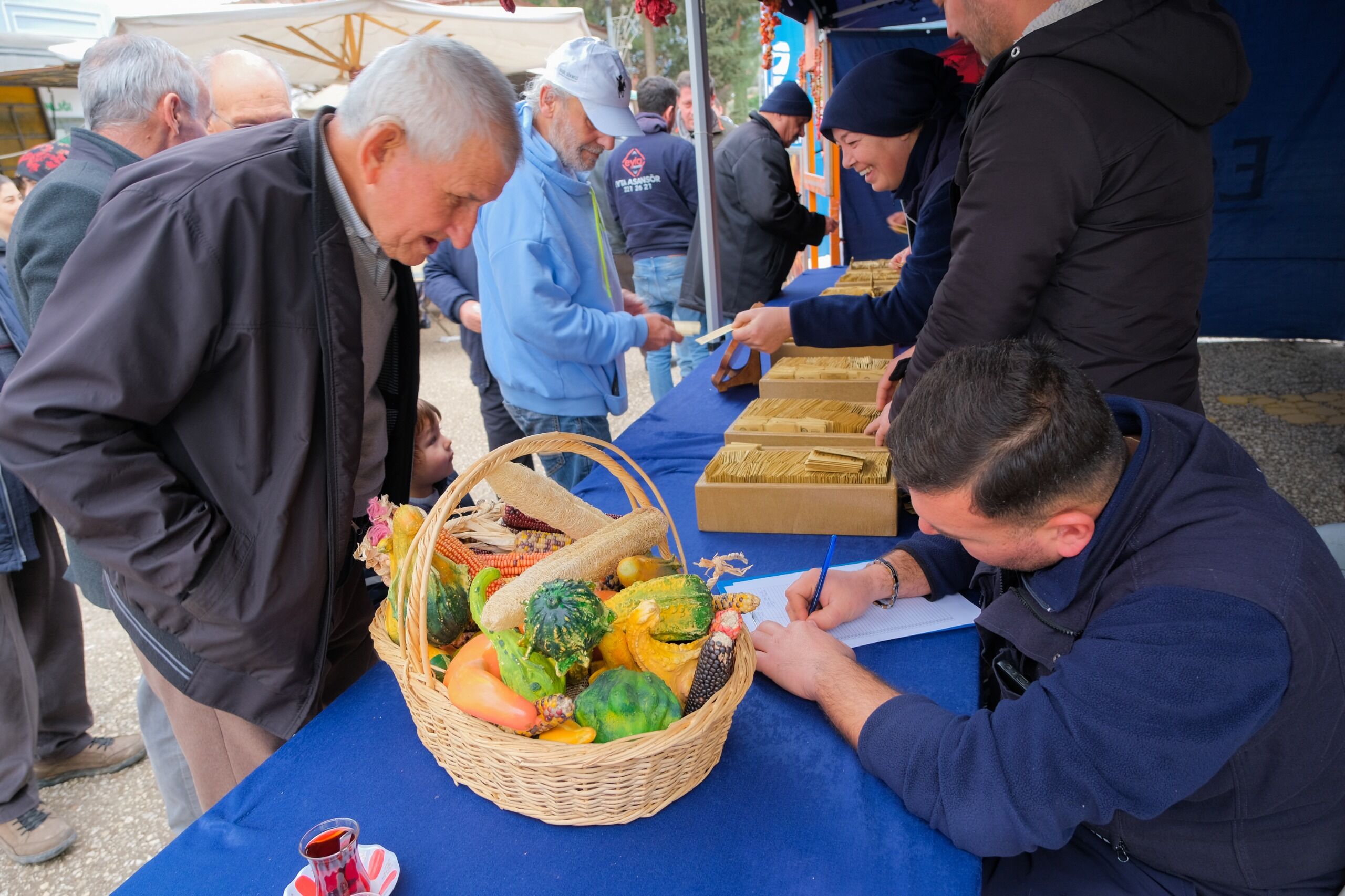 Eski̇şehi̇r’i̇n Yerel Tohumlari Türki̇ye’ni̇n Dört Bi̇r Yanina Ulaşiyor (6)