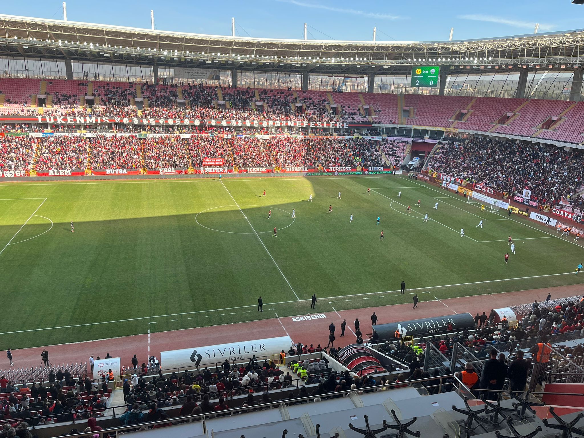 Eskişehirspor İlk Yarıya Hızlı Başladı Goller Peş Peşe Geldi (2)