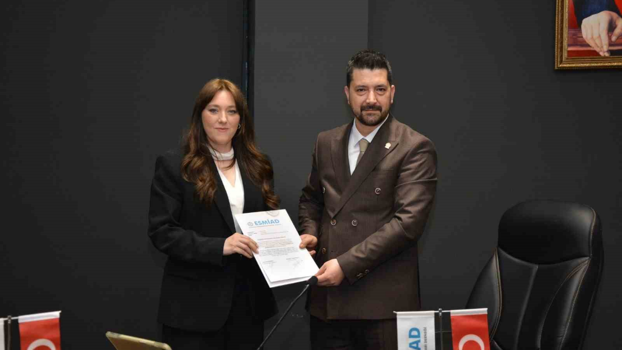 Esmi̇ad’da Kadın Komisyonu Kuruldu (1)