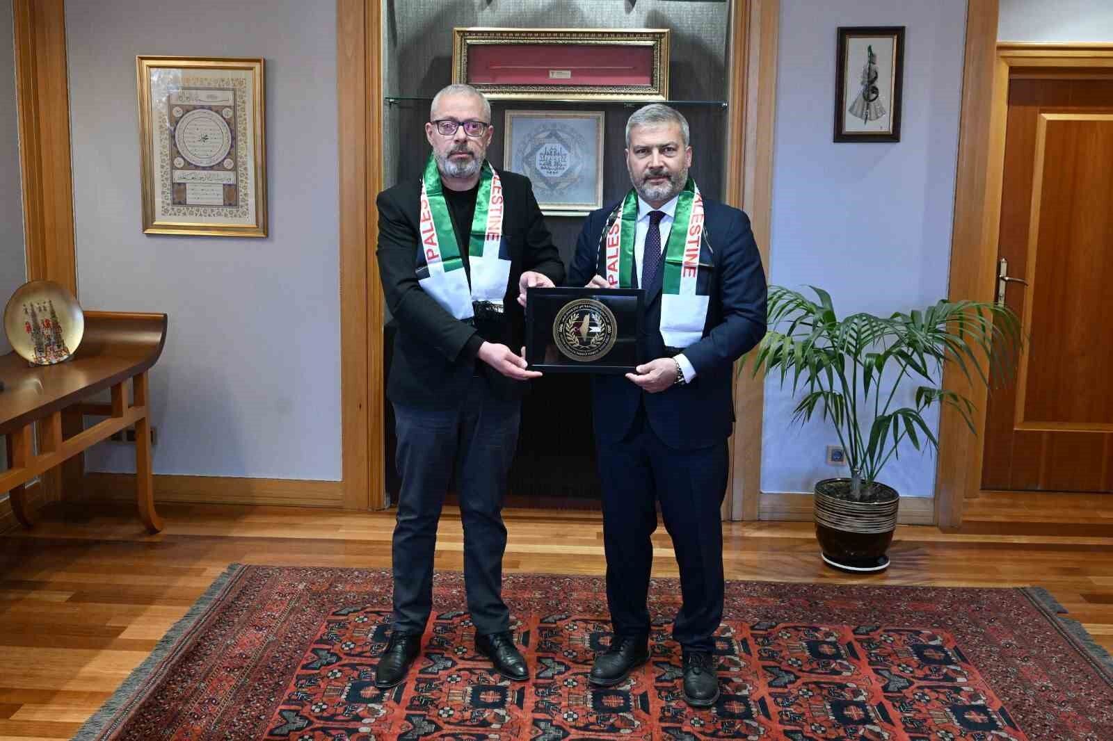 Filistin Için Üniversite Iş Birliği Mesajı.-1