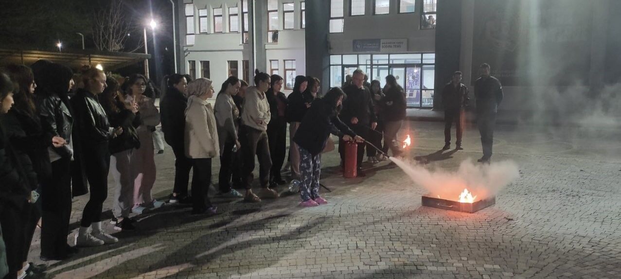 Gsb Yurdunda Deprem Ve Yangın Tatbikatı Yapıldı (1)