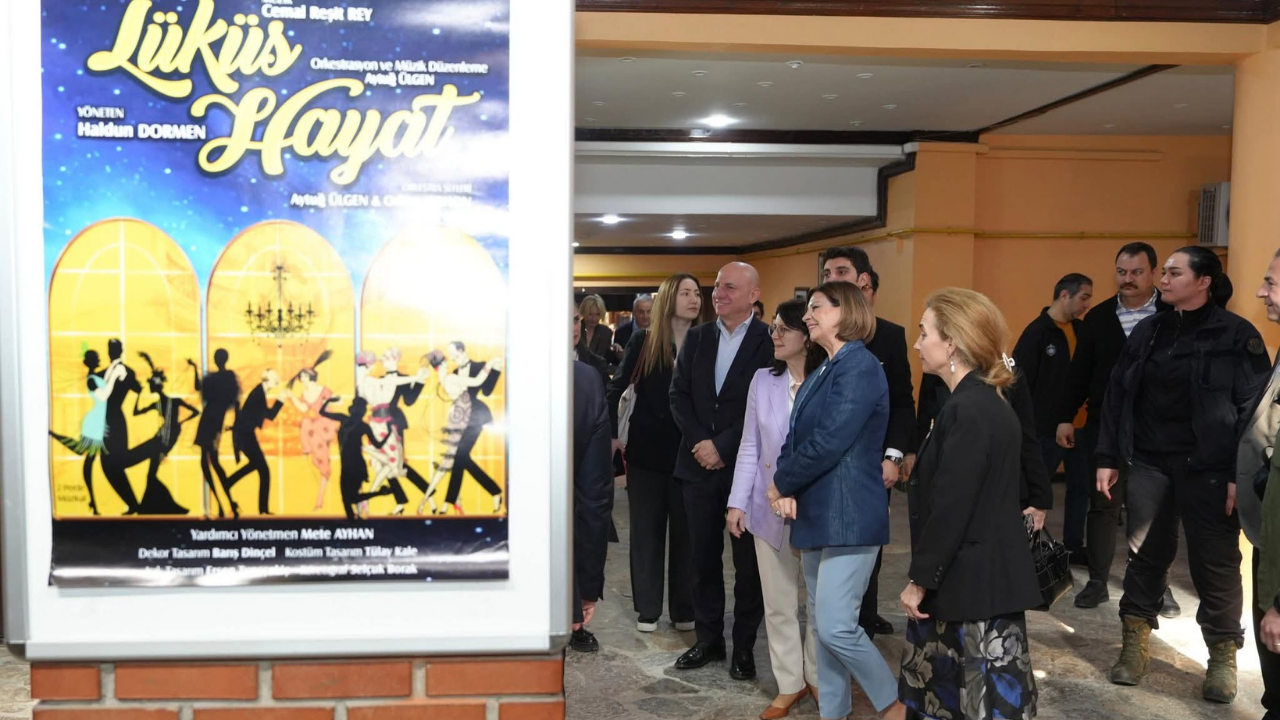 Haldun Dormen'in Adı Sahnede Yaşatıldı (5)