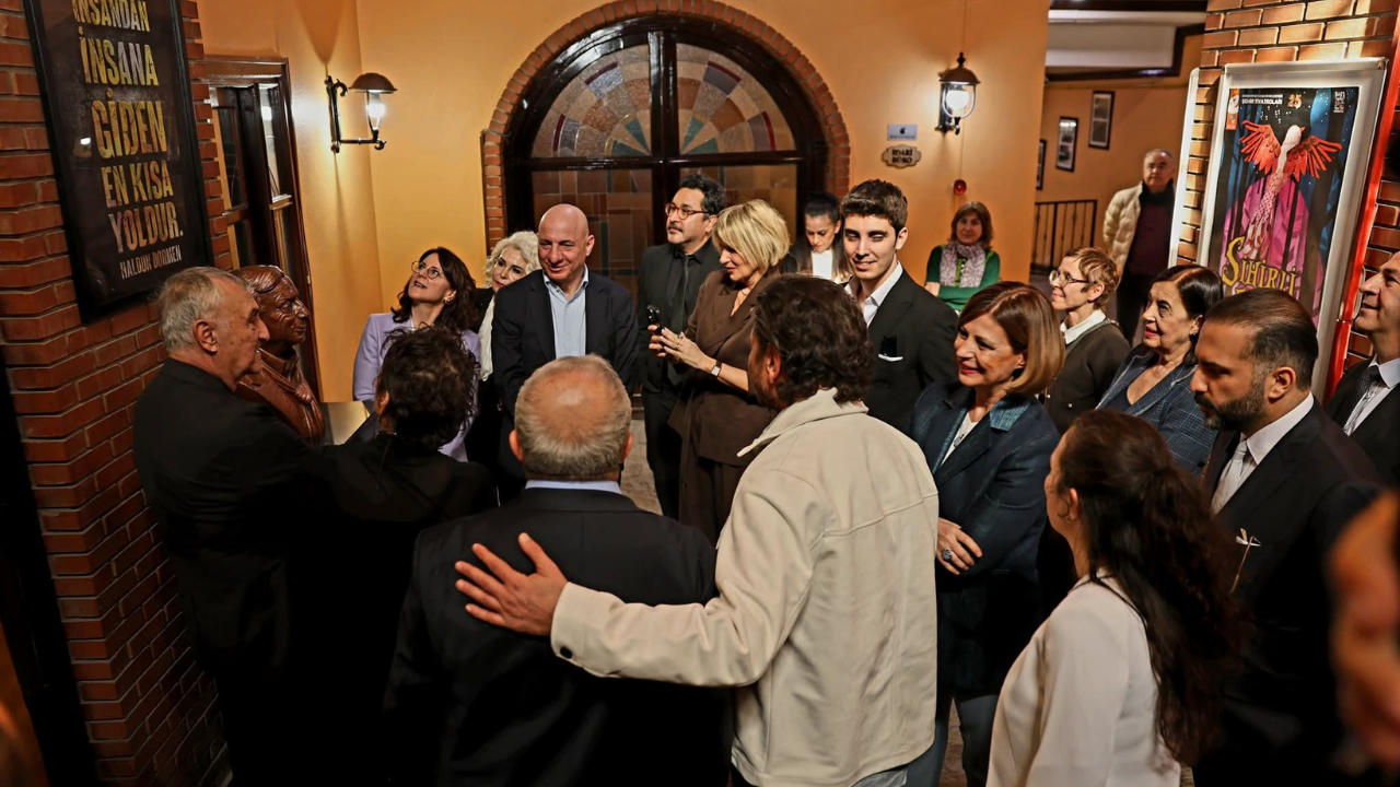 Haldun Dormen'in Adı Sahnede Yaşatıldı (7)