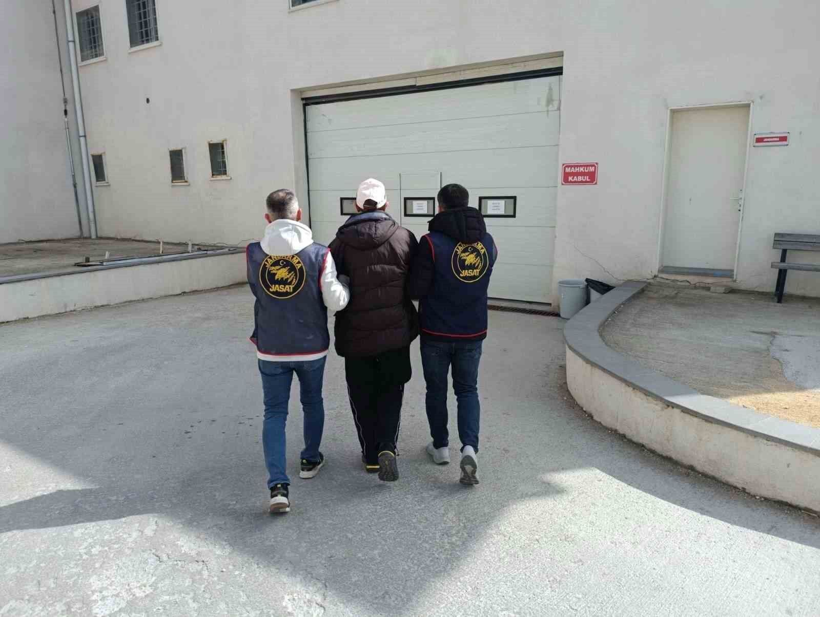 Jasat’tan Operasyon Firari Şahıs Yakalandı