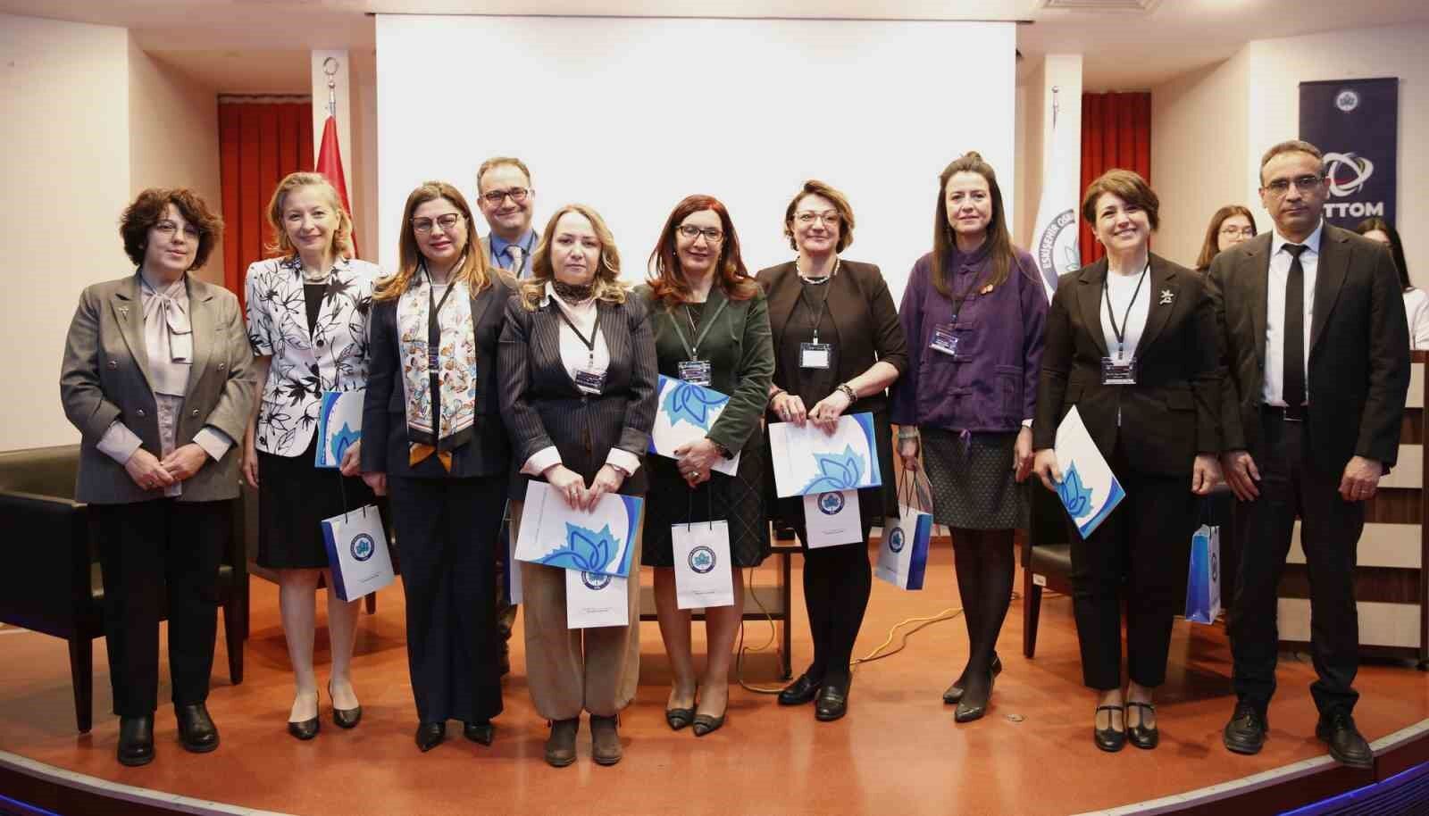 Kadın Girişimciler Zirvesi Eskişehir’de Yoğun Katılımla.