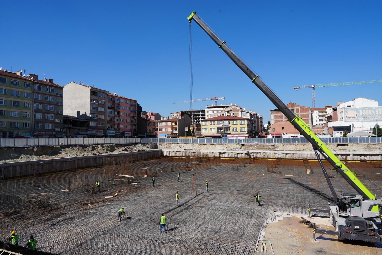 Kurtuluş Kapalı Pazar Yeri’nde Çalışmalar Hızla İlerliyor 2027’Den Önce Tamamlanması Hedefleniyor (7)