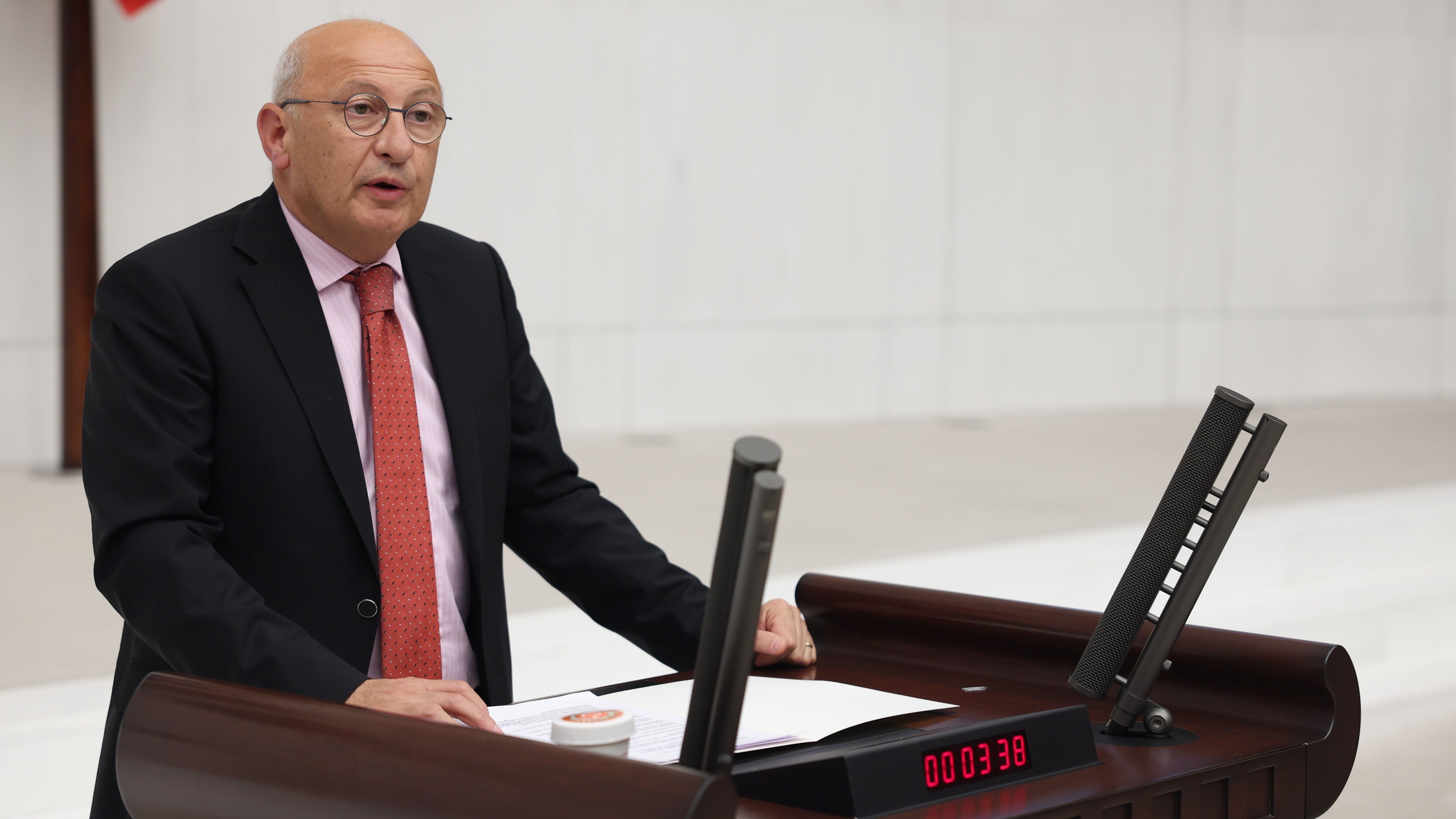 Meclis Emekli Düzenlemesini Görüşmedi