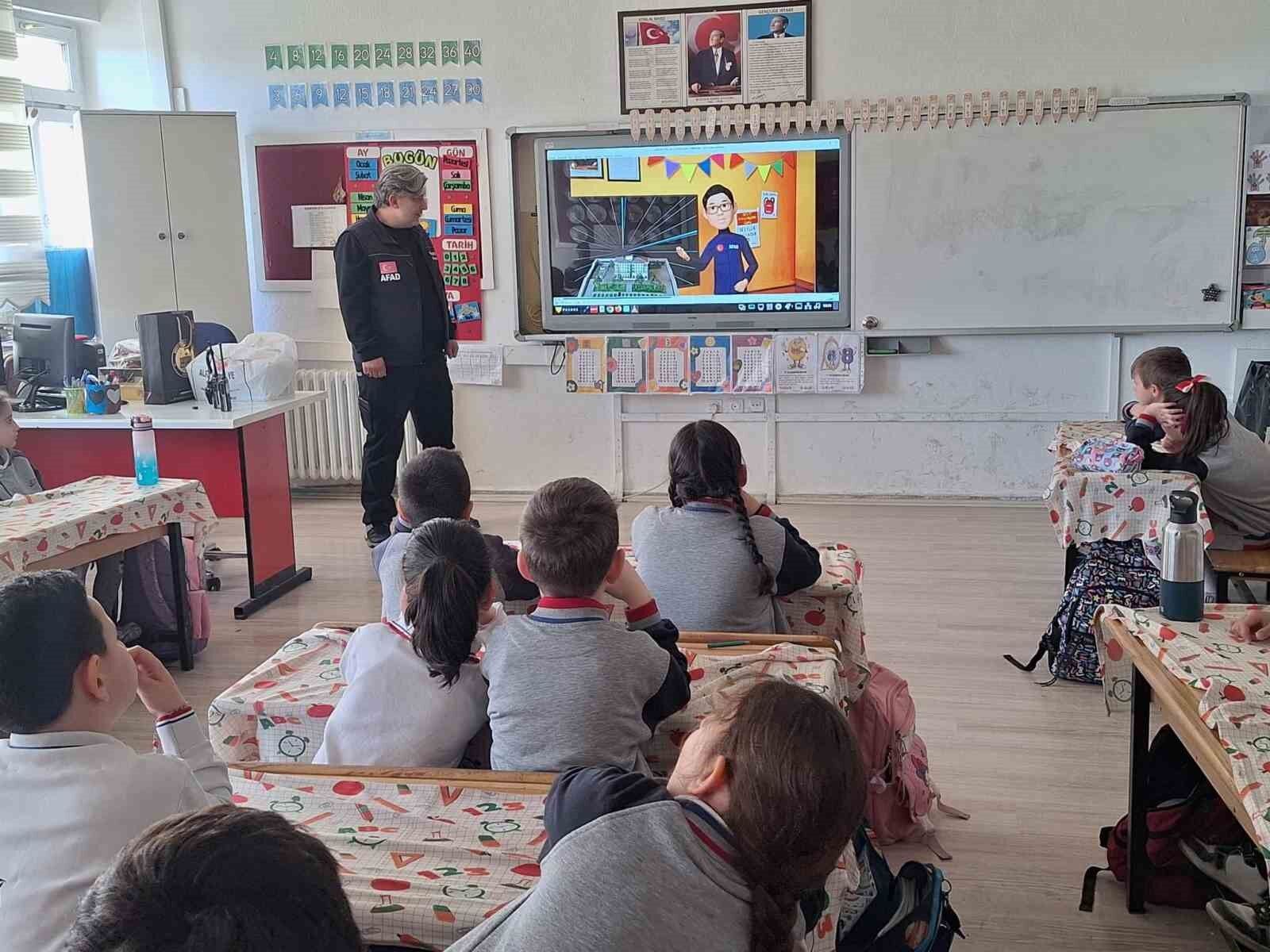 Miniklere Afet Farkındalık Eğitimi