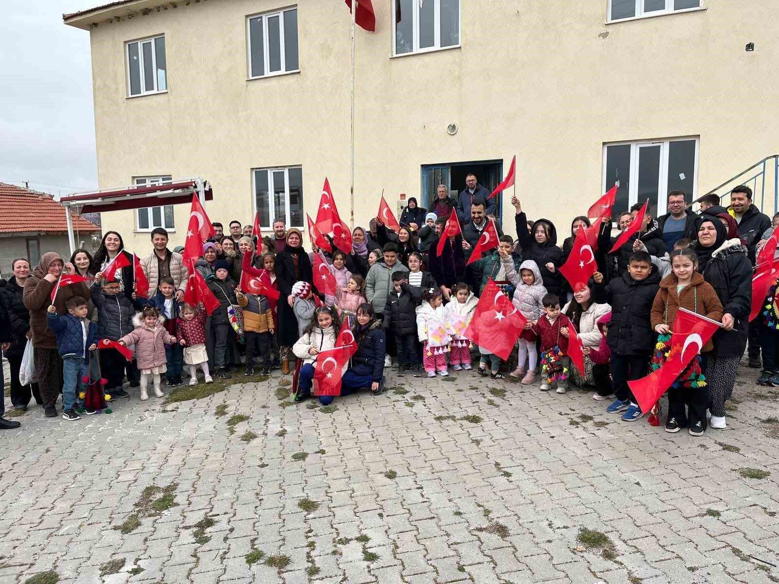 Seyitgazi’de Çocuklardan Anlamlı Dayanışma (1)