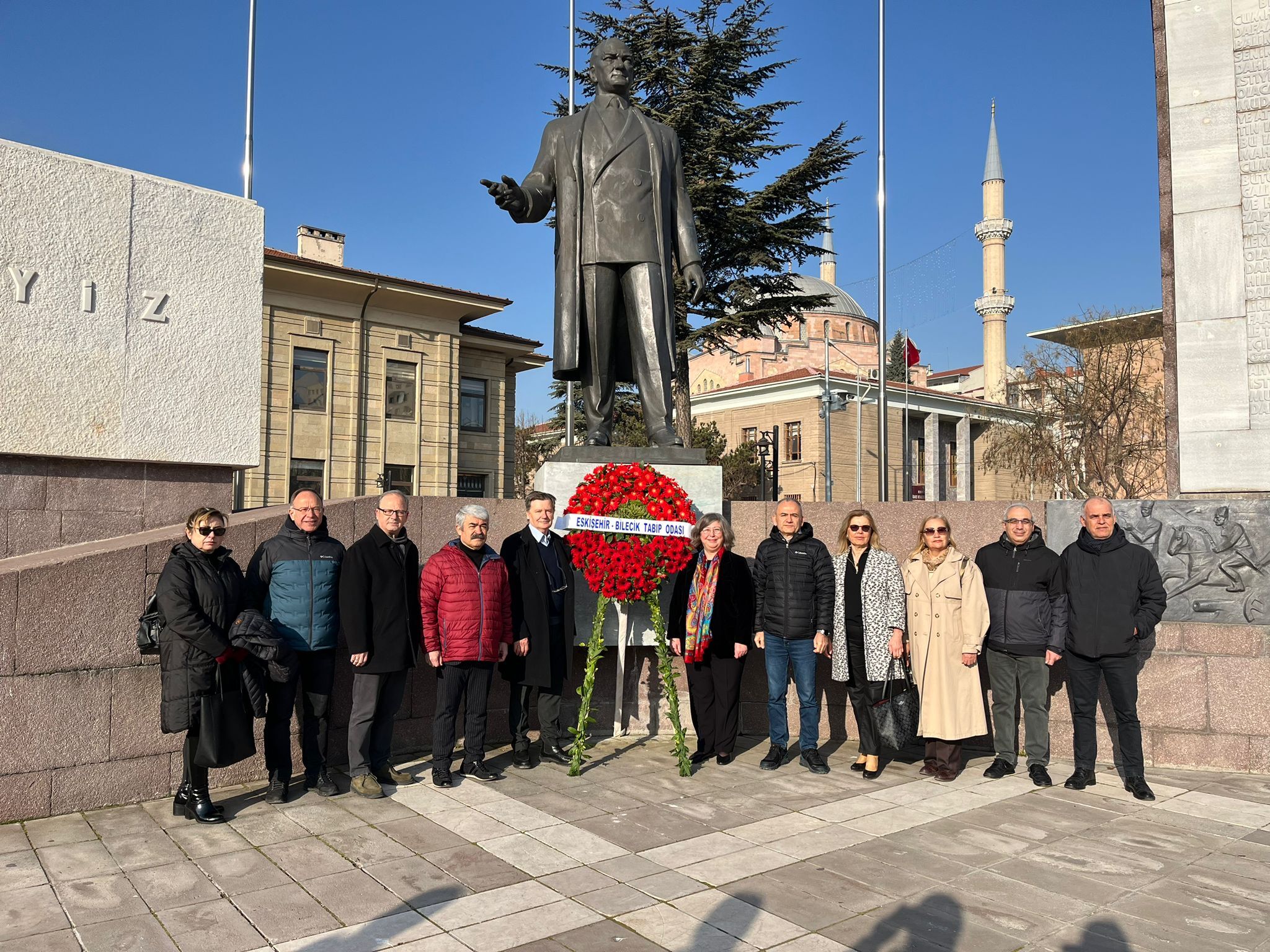 Tabip Odası 14 Mart’ta Atatürk Anıtına Çelenk Sundu (4)