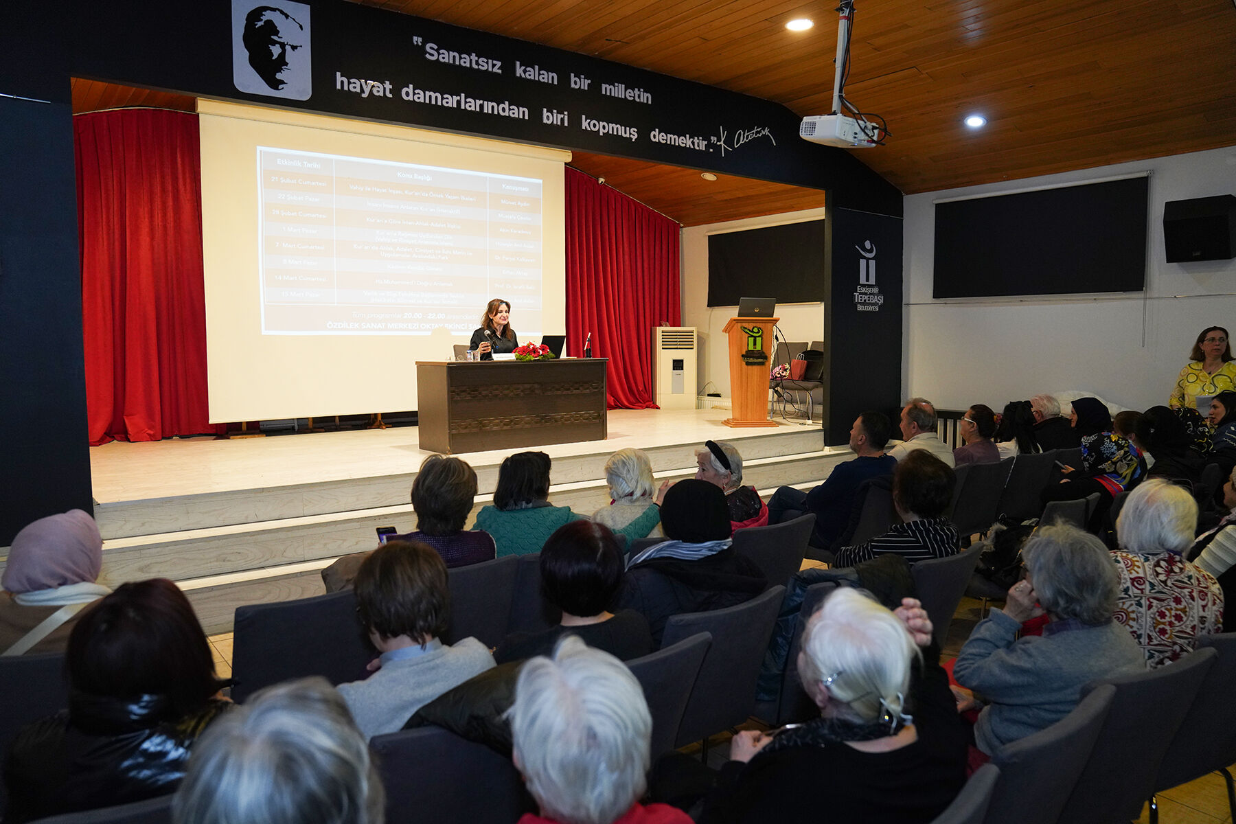 Tepebaşı Ramazan Sohbetlerinde Kadın Ve Din Ele Alındı (2)