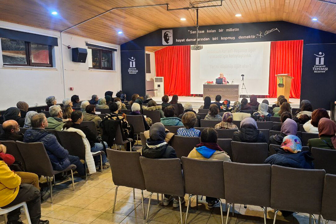 Tepebaşı Ramazan Sohbetlerinde Kadın Ve Din Ele Alındı (4)