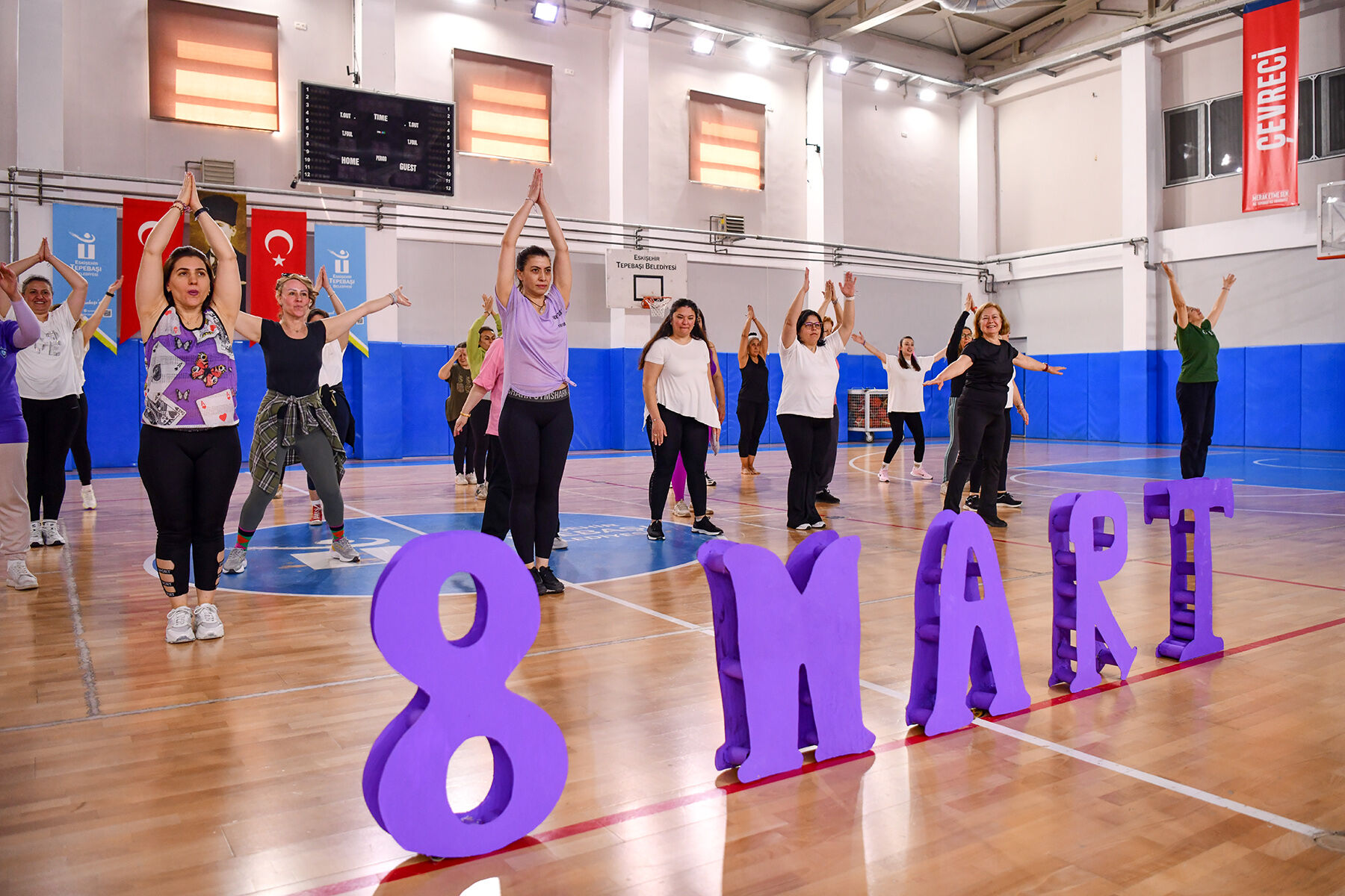 Tepebaşı’nda Kadınlar 8 Mart’ı Dans Ve Sporla Kutladı (4)