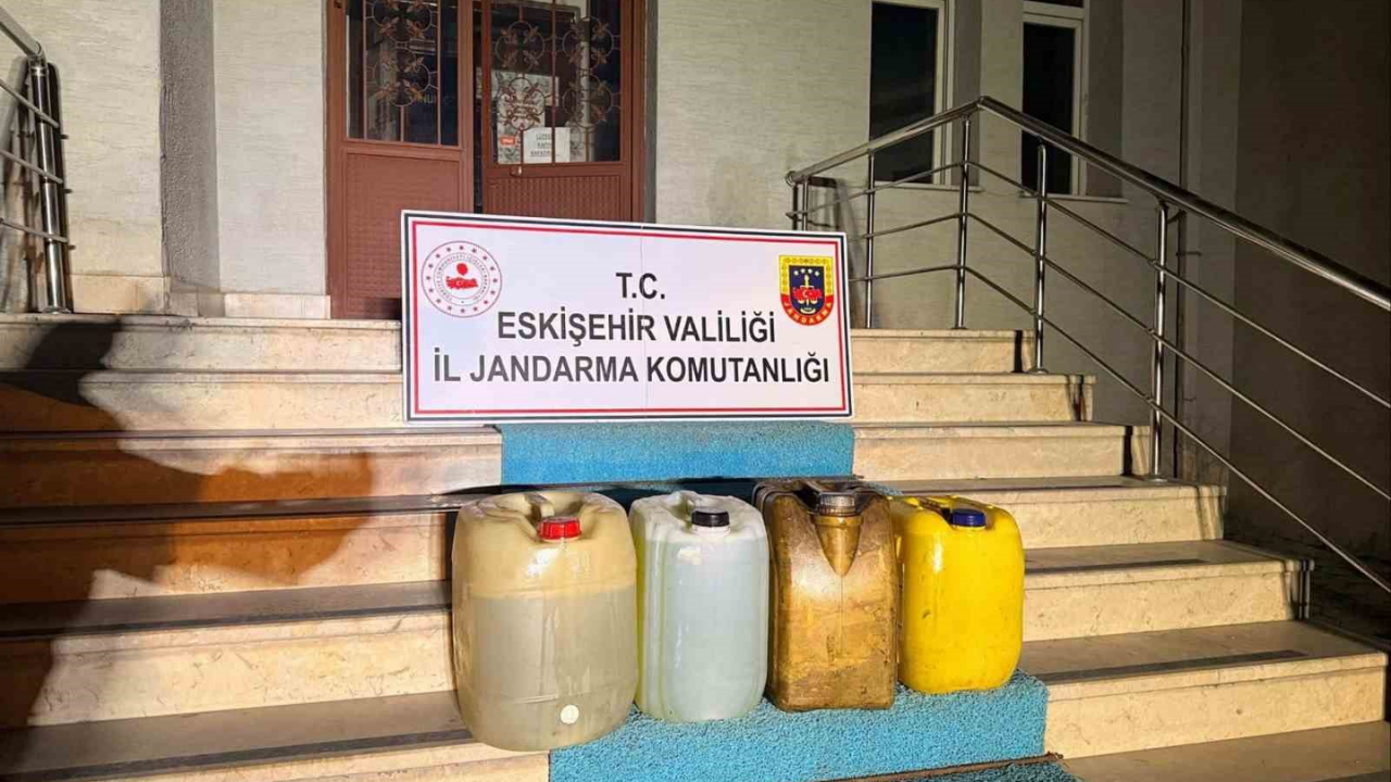 Tepebaşı’nda Yasa Dışı Ürün Ele Geçirildi (1)