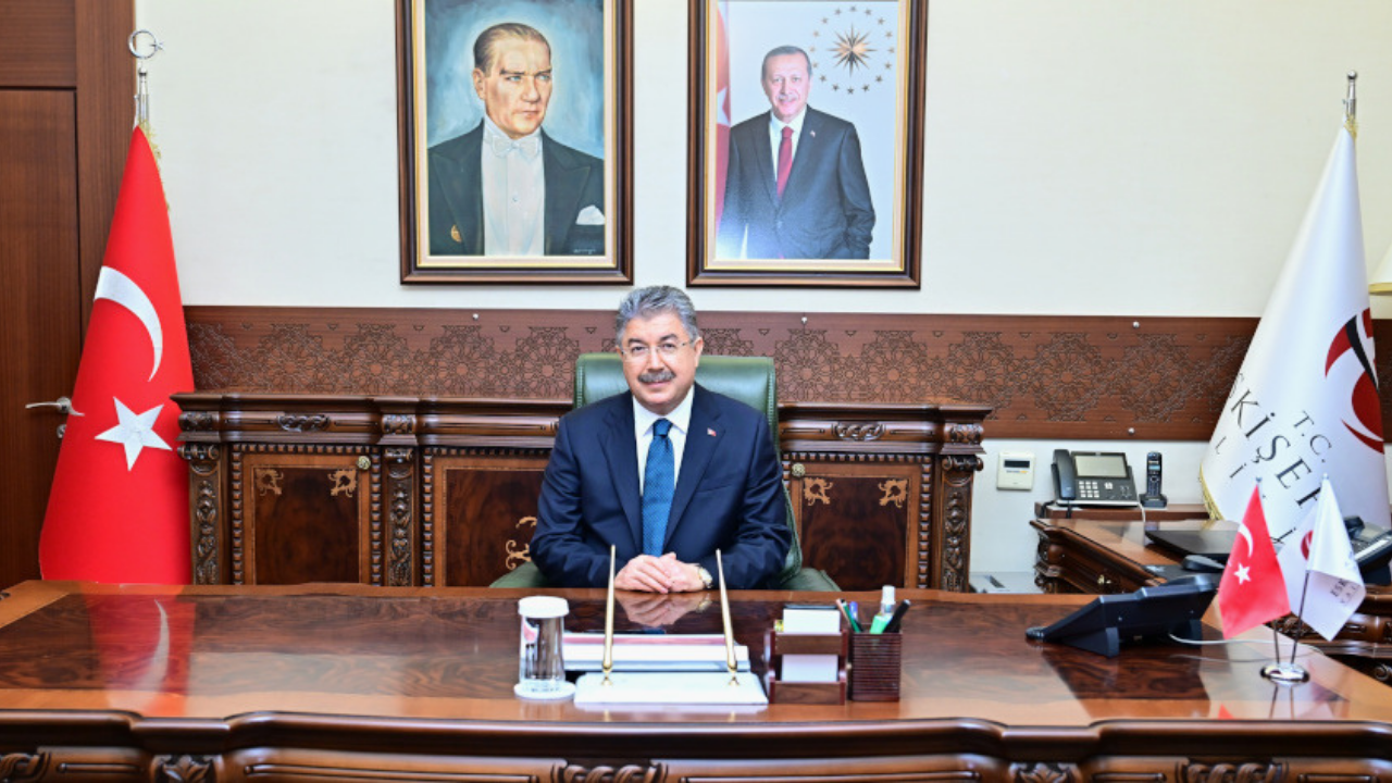 Valilik, Bayram İçin Trafik Kurallarına Dikkat Çekti (1)