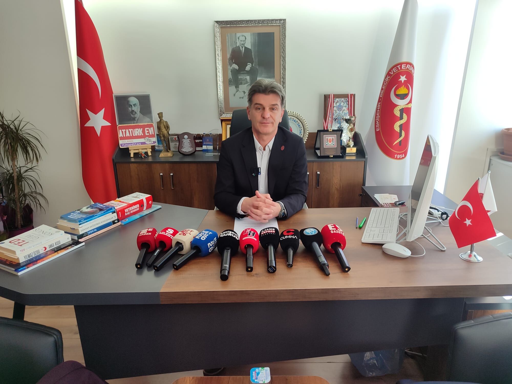 Veterinerlerden Miniklere Resim Yarışması (1)