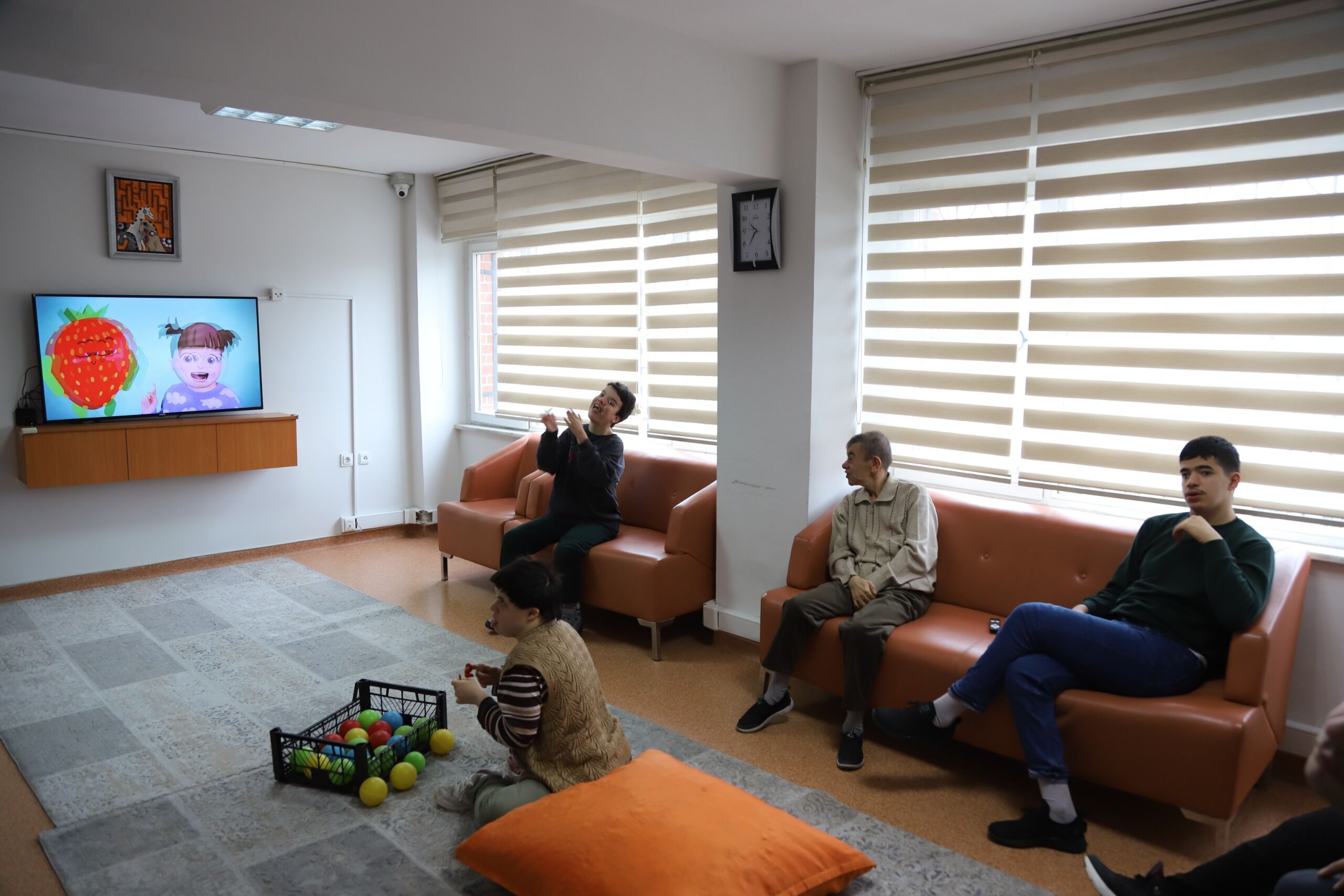 Zi̇hi̇nsel Engelli̇ Gündüz Yaşam Merkezi̇ Umut Oluyor (3)