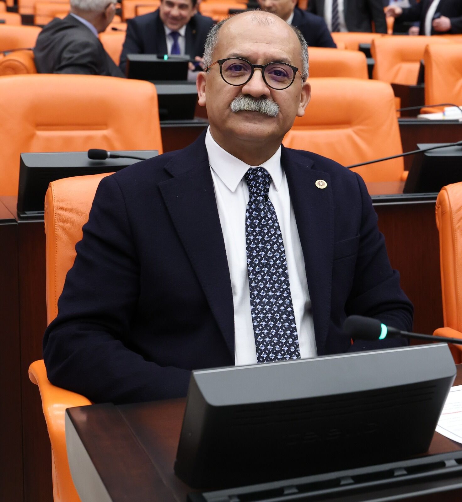 1 Mayıs Öncesi Milletvekili Arslan’dan Sendikalara Birlik Mesajı (1)