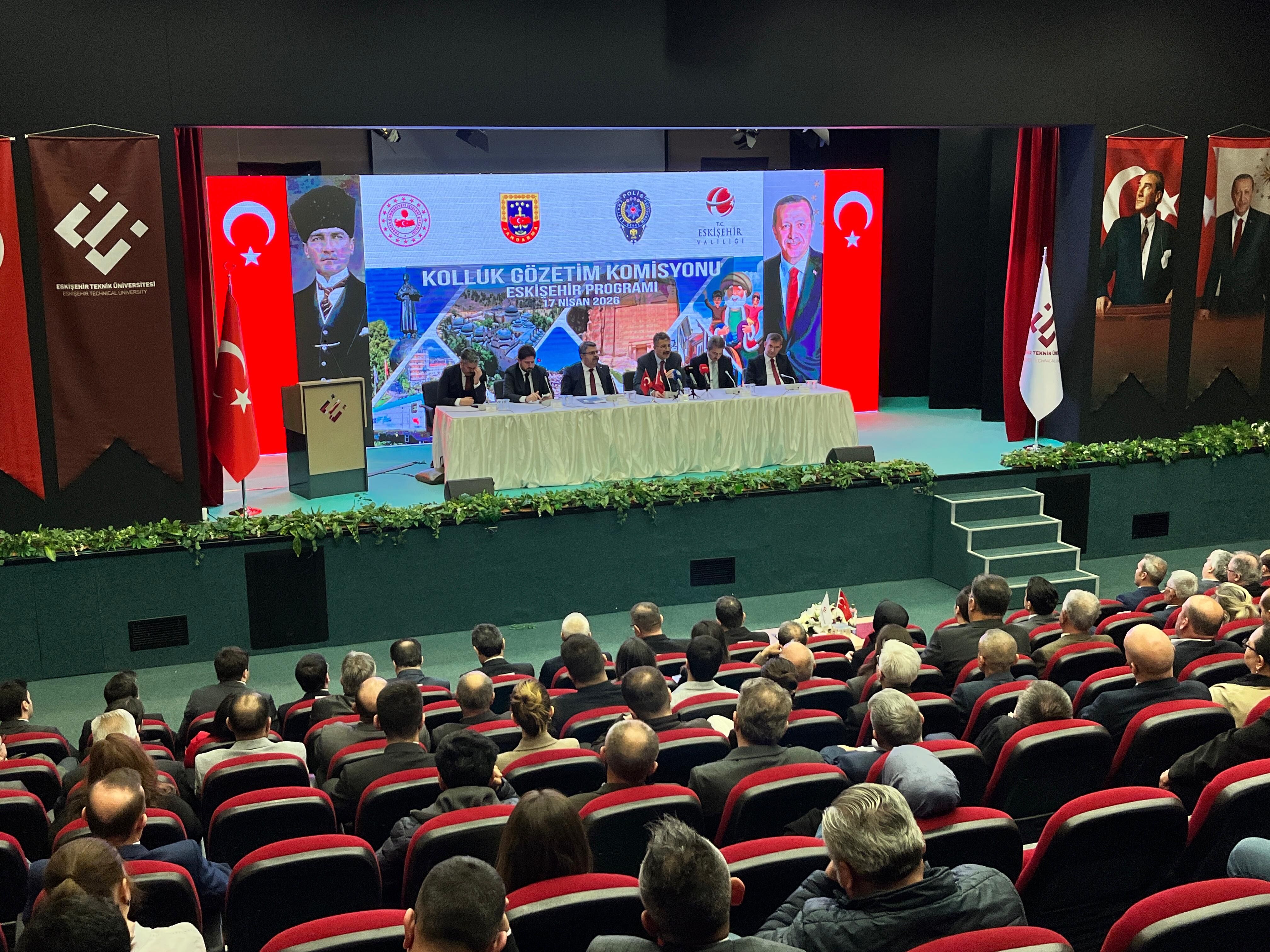 1305Af6D 80D7 4D48 9803 8C03F59E1720