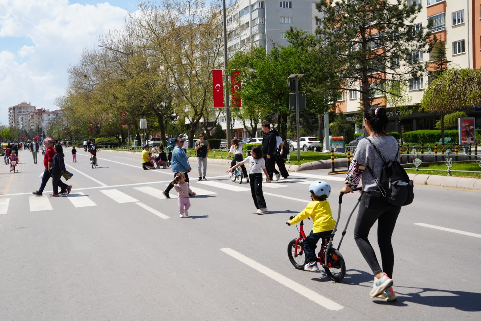 2026 Eskişehir Yılı’nda Sokaklar Müzikle Doldu (3)