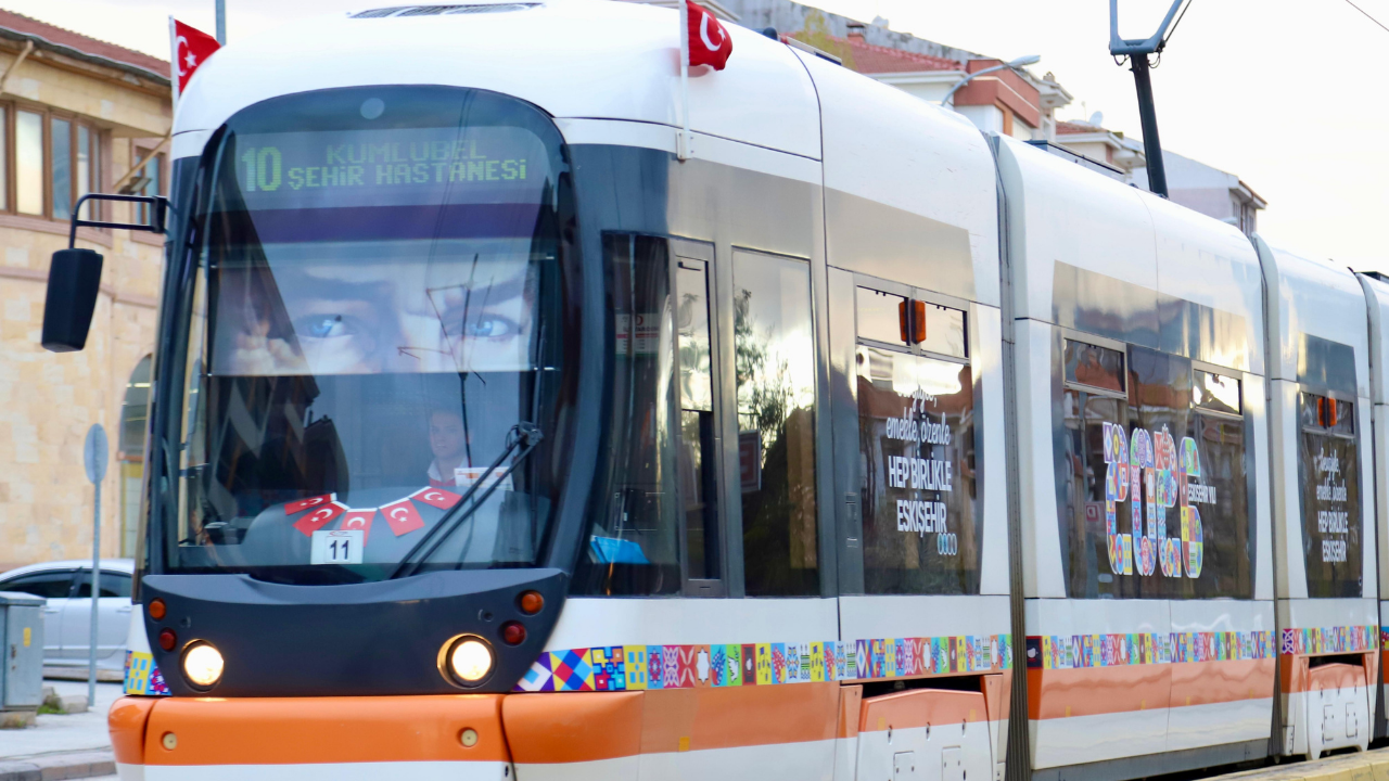 23 Nisan Coşkusu Parklara Ve Sahnelere Taştı (2)