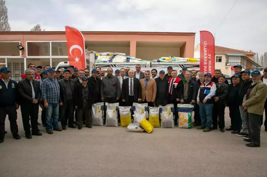 69Df7Fef562D9F35B676D9A0