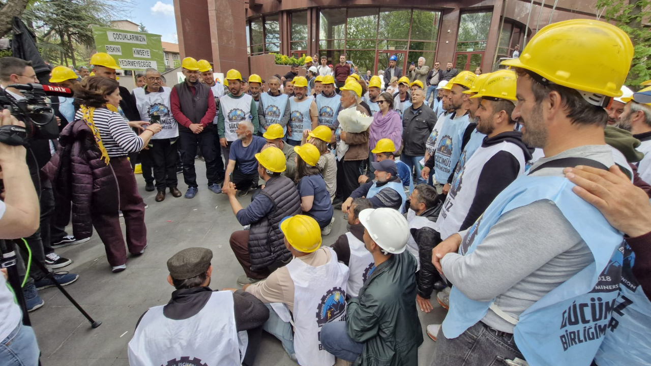 Açlık Grevindeki İşçilere Chp’li Çakırözer'den Destek (2)