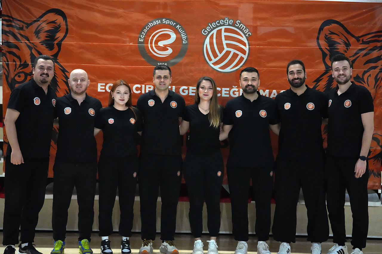 Anadolu Kolej Eczacıbaşı3