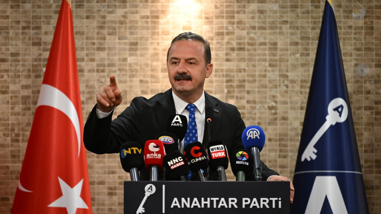 Anahtar Parti Genel Başkanı, Gündeme Dair Açıklamalar Yaptı (1)
