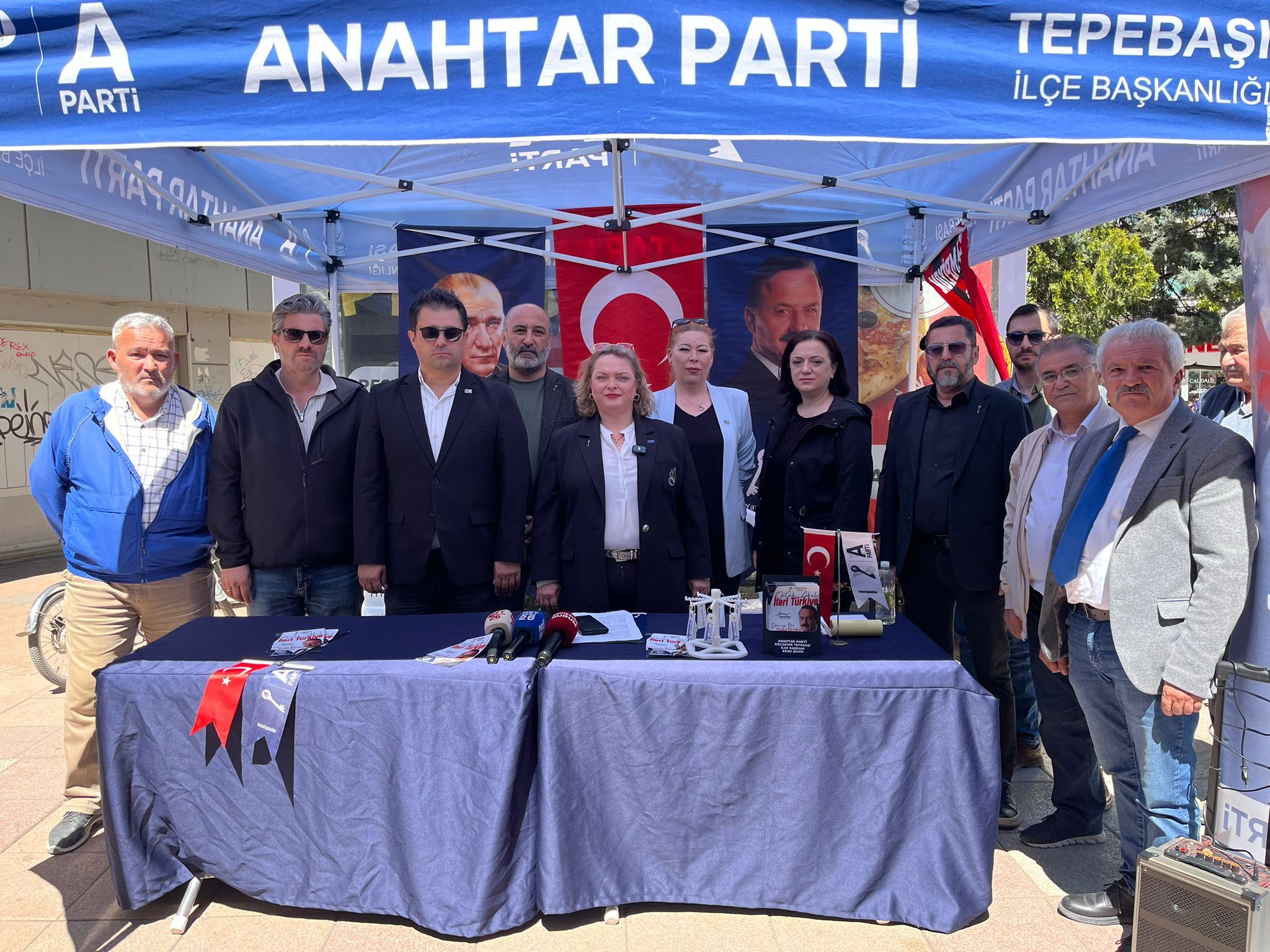 Anahtar Parti Standında En Çok Ekonomi Şikayeti Var (1)