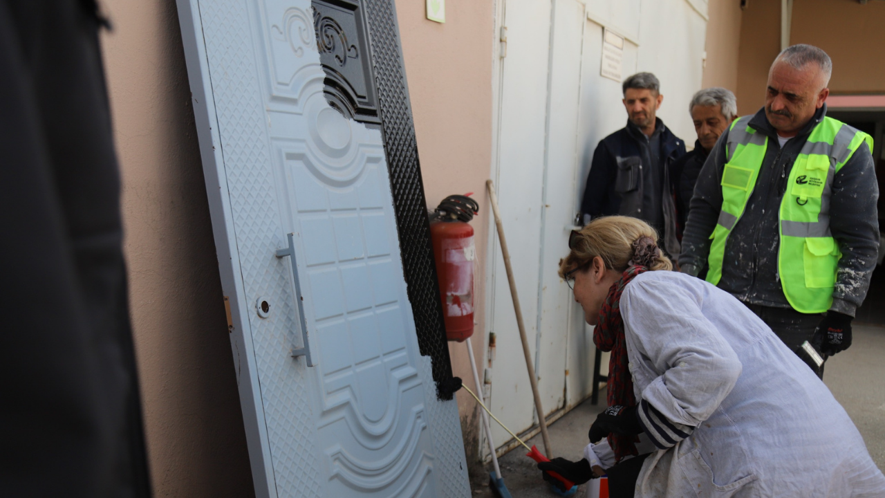 Büyükşehir’den Kadınlara Alçı Ve Boya Kursu (5)