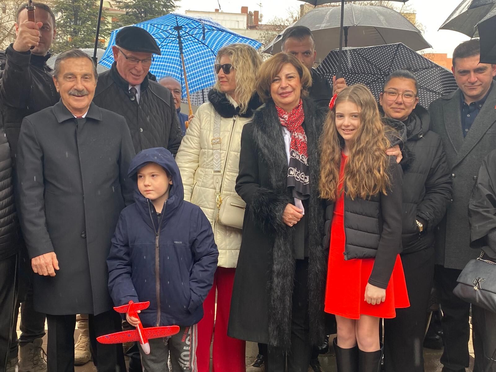 Chp Eskişehir 23 Nisan’da Çelenk Sundu (4)